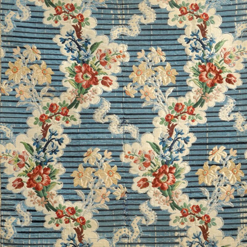 Urban Trekking: From luxury clothing to liturgical vestments: a refined upcycling of the past for the 18th-century fabrics of the Savona Sanctuary.
